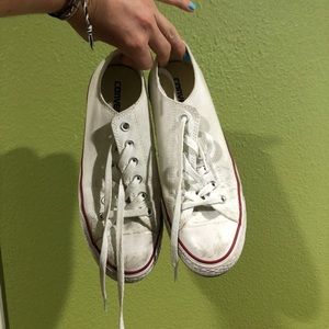 CONVERSE LOW TOP